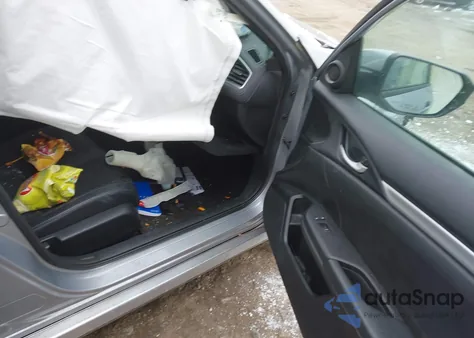 2019 Honda Civic Sport z USA, uszkodzony, nr VIN 2HGFC2F82KH537947